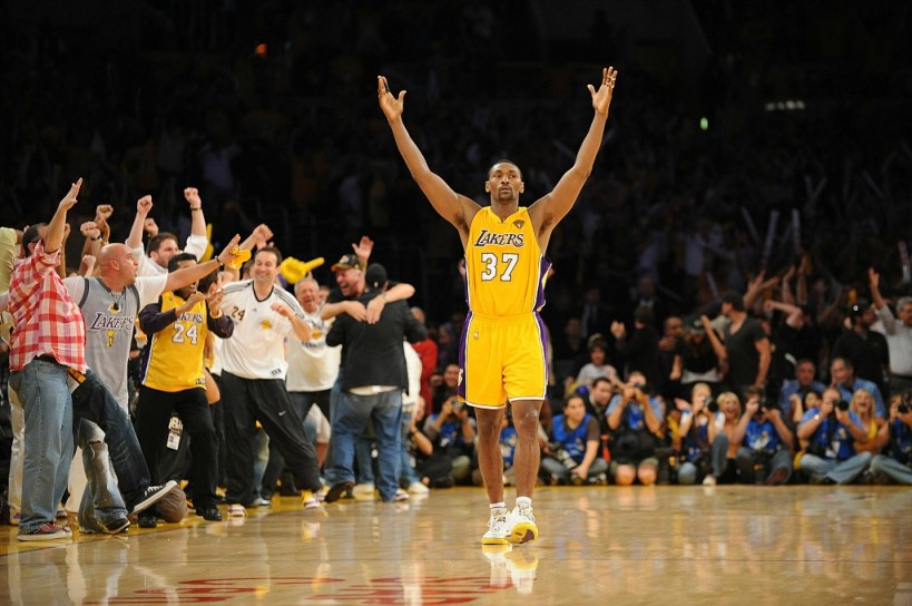 阿泰：有人嘲笑我职业生涯中做的事 但与和平比起来这都不值一提