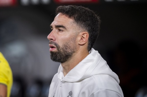 记者透露皇马队长人选：卡瓦哈尔、巴尔韦德、维尼修斯、库尔图瓦